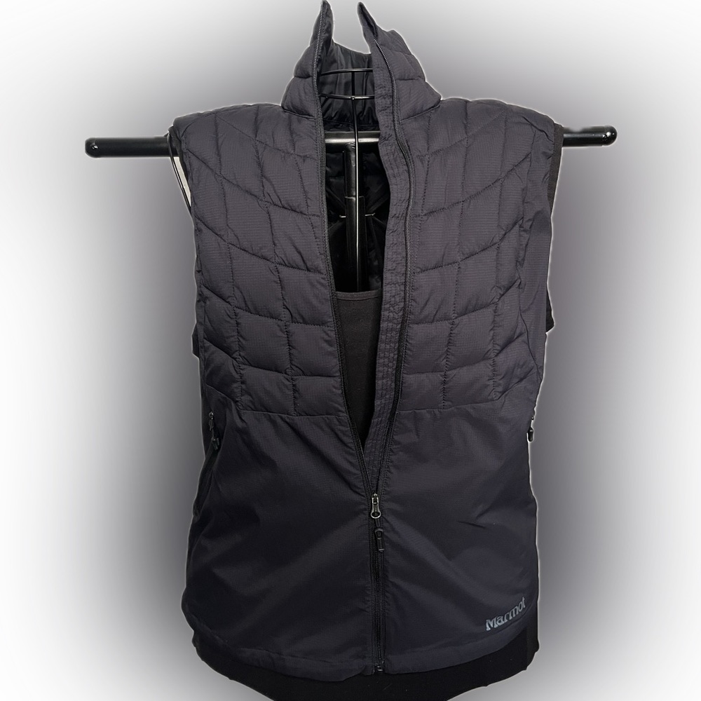 Black Marmot Woman’s Puffer Vest - Thinsulate